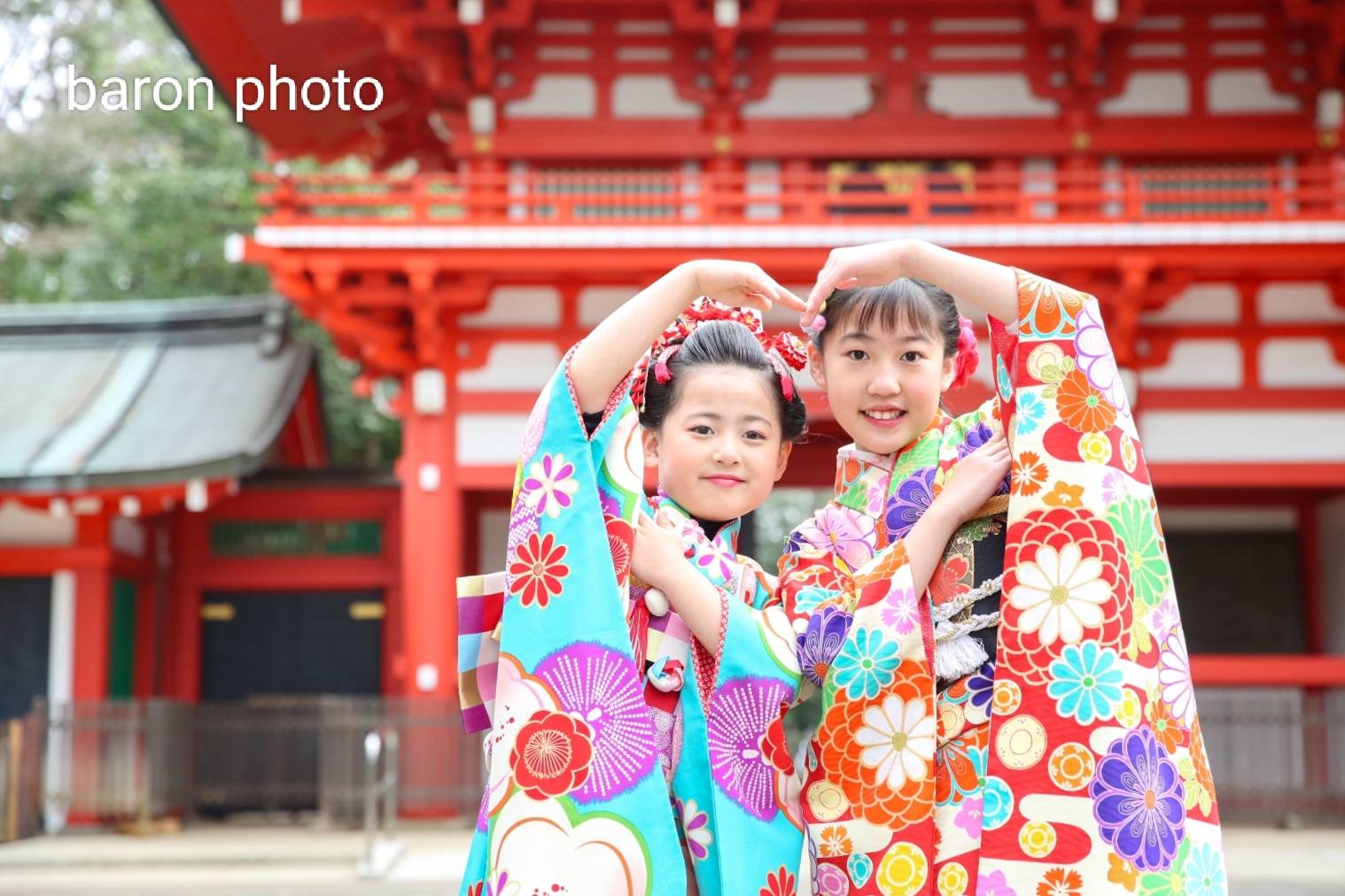 姉妹で華やか！七五三とハーフ成人式【井草八幡宮/杉並区】 | 出張撮影